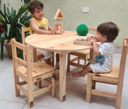 Mobiliário ideal para espaços educativos: escolhendo móveis para escola infantil